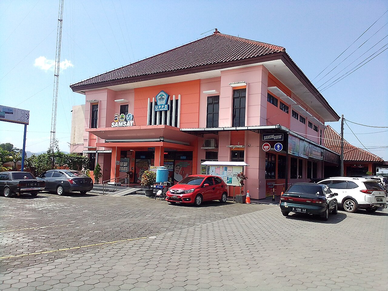 Kantor SAMSAT buton